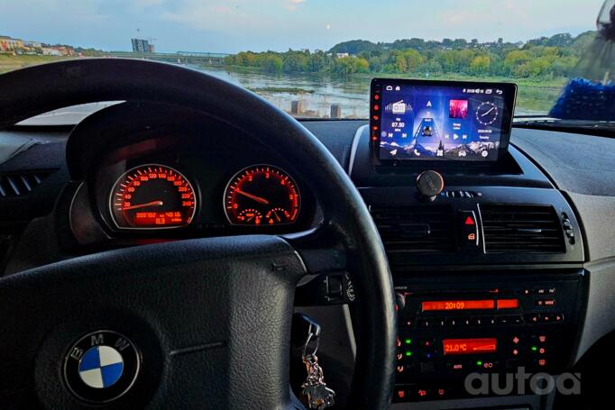 BMW X3 E83 Crossover