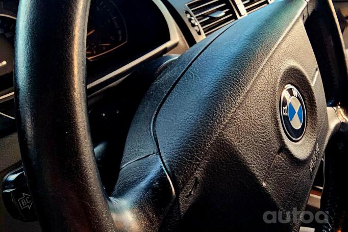 BMW X3 E83 Crossover