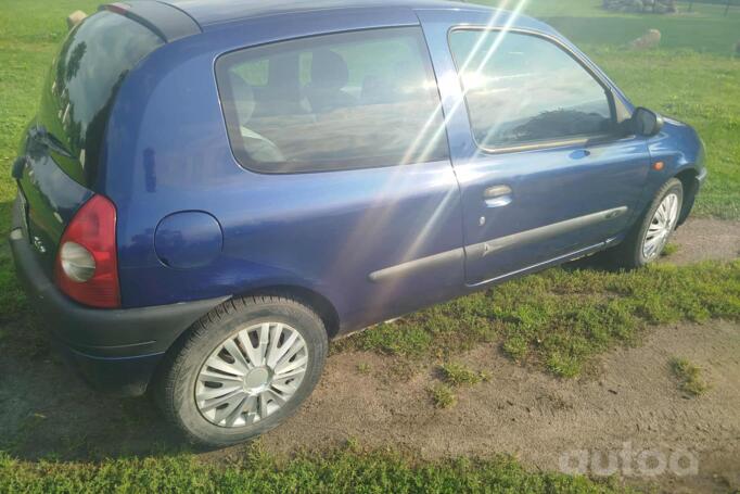 Renault Clio 2 generation Hatchback 3-doors