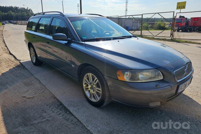 Volvo V70 2 generation [restyling] wagon 5-doors