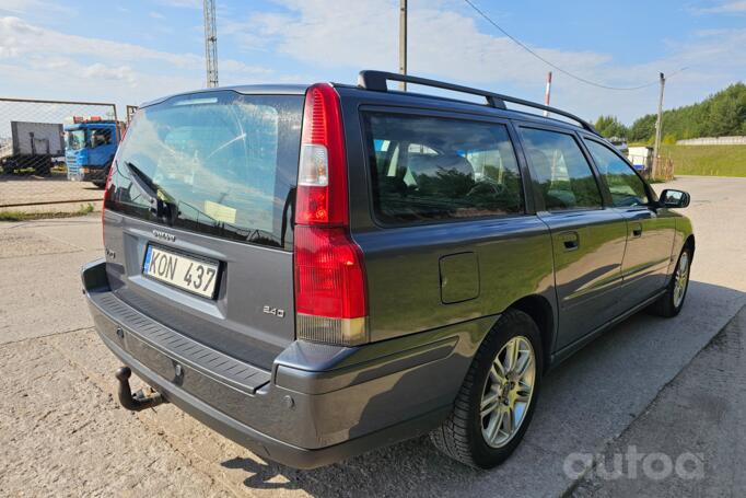 Volvo V70 2 generation [restyling] wagon 5-doors