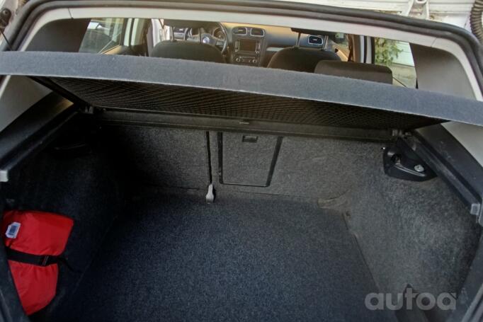 Volkswagen Golf 6 generation Hatchback 5-doors