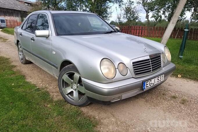 Mercedes-Benz E-Class W210 Sedan