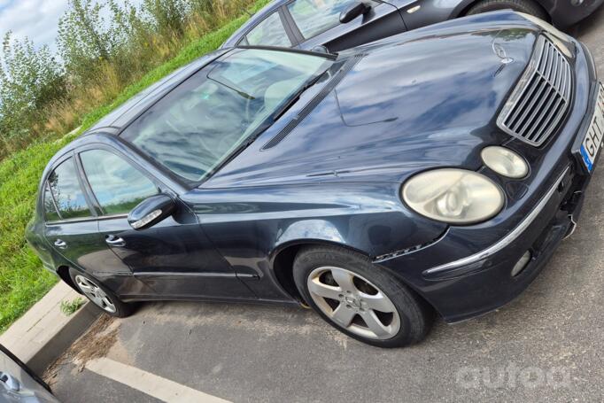 Mercedes-Benz E-Class W211 Sedan