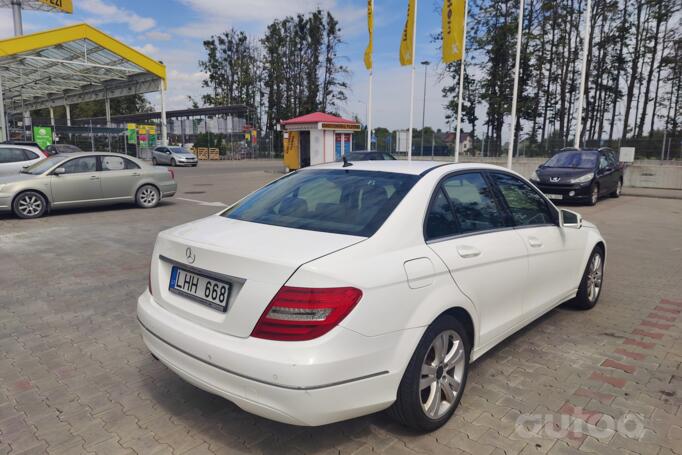 Mercedes-Benz C-Class W204/S204/C204 [restyling] Sedan 4-doors