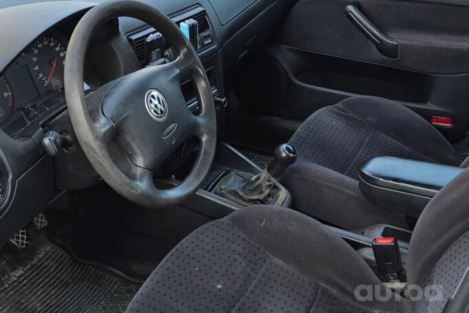 Volkswagen Golf 4 generation Hatchback 5-doors