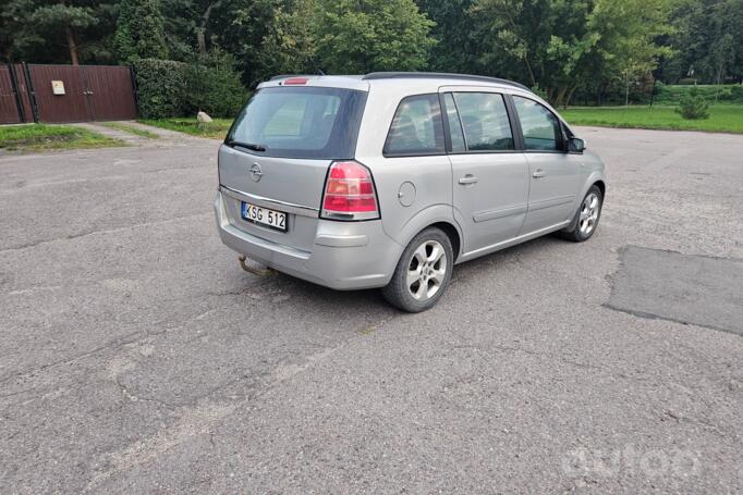 Opel Zafira B Minivan 5-doors