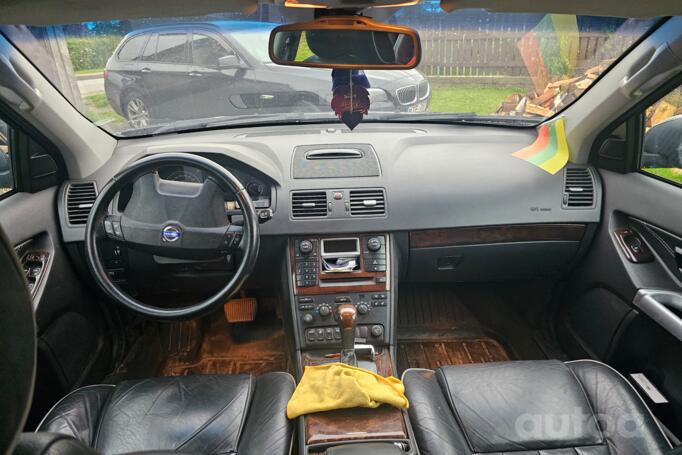 Volvo XC90 1 generation Crossover