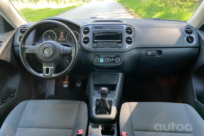 Volkswagen Tiguan 1 generation [restyling] Crossover