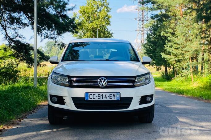 Volkswagen Tiguan 1 generation [restyling] Crossover