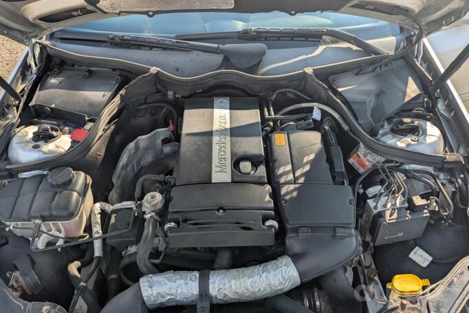 Mercedes-Benz CLK-Class C209 Coupe-Hardtop