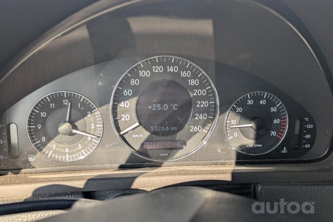 Mercedes-Benz CLK-Class C209 Coupe-Hardtop