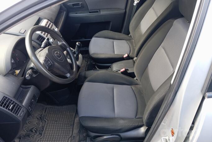 Mazda 5 CR Minivan