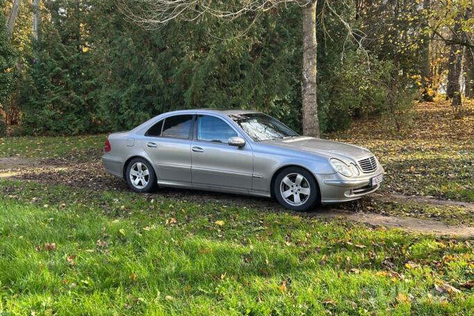 Mercedes-Benz E-Class W211 Sedan