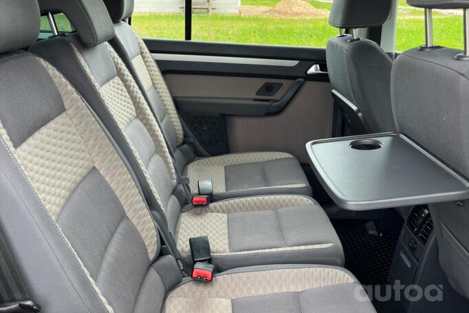 Volkswagen Touran 1 generation [restyling] Cross minivan 5-doors