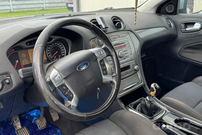Ford Mondeo 3 generation [restyling] Sedan