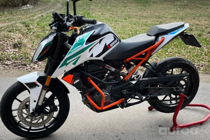 KTM Duke