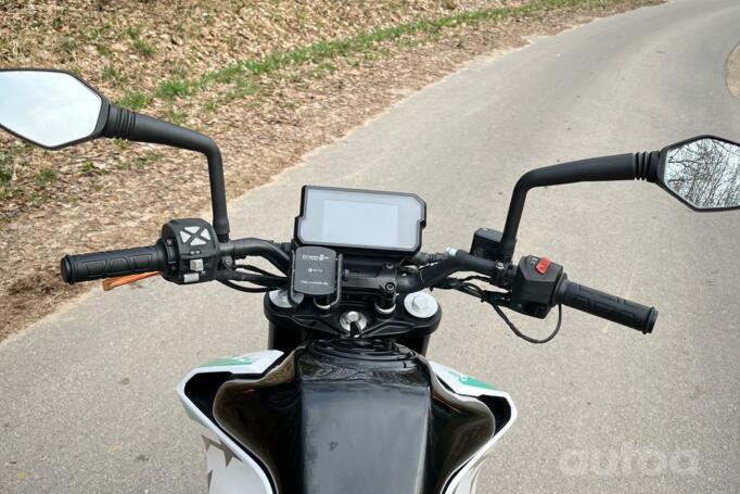 KTM Duke