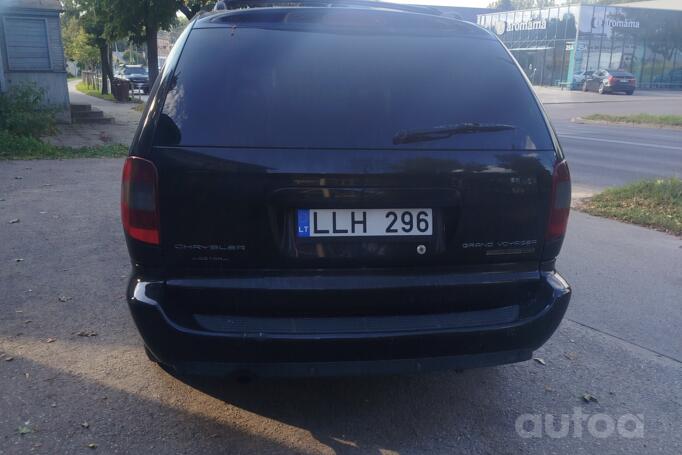 Chrysler Voyager 4 generation [restyling] Minivan Grand