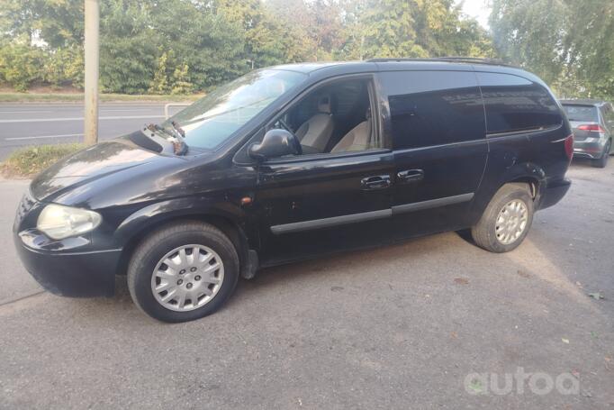Chrysler Voyager 4 generation [restyling] Minivan Grand