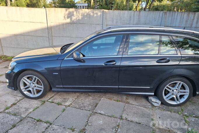 Mercedes-Benz C-Class W204/S204 wagon 5-doors