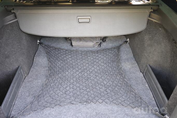 Volkswagen Passat B6 wagon 5-doors