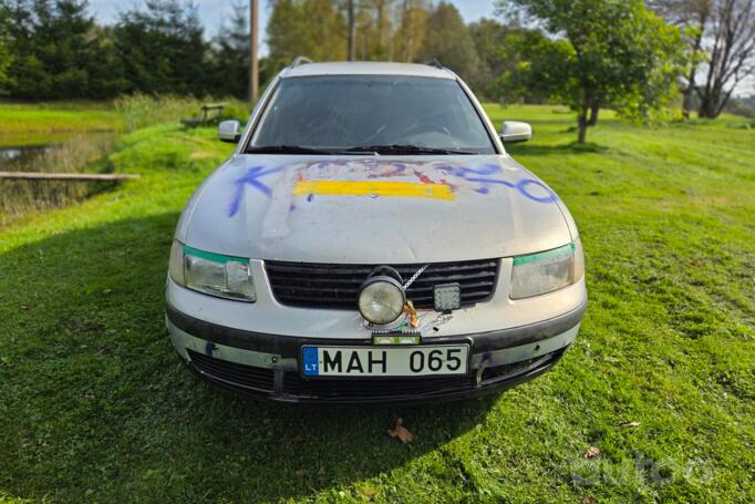 Volkswagen Passat B5 Sedan 4-doors