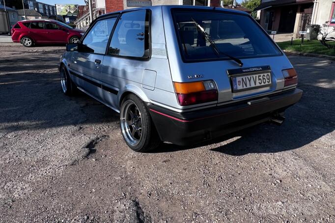 Toyota Corolla E80 Hatchback