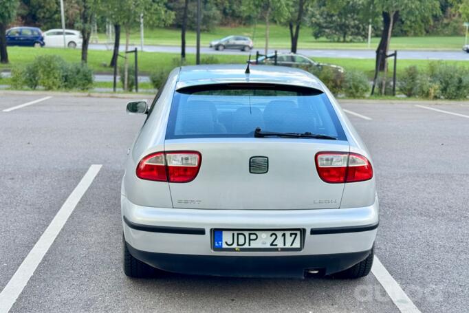 SEAT Leon 1 generation Hatchback
