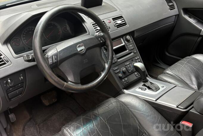 Volvo XC90 1 generation Crossover