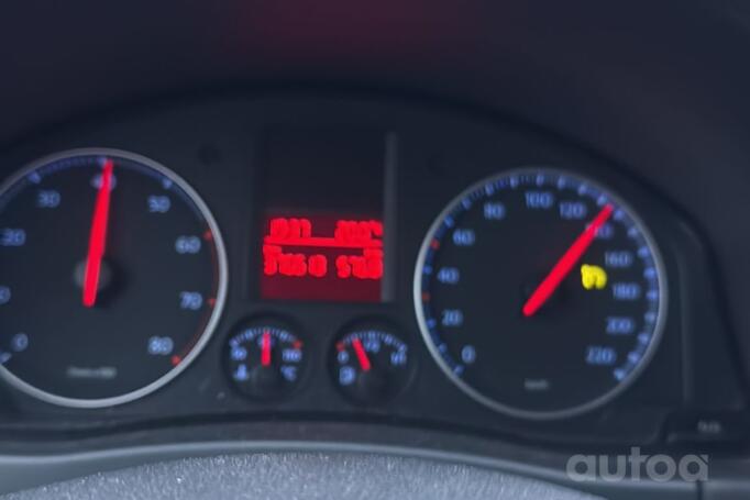 Volkswagen Golf Plus 1 generation