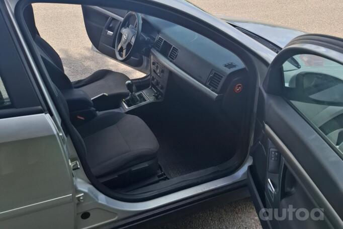 Opel Vectra C Sedan 4-doors
