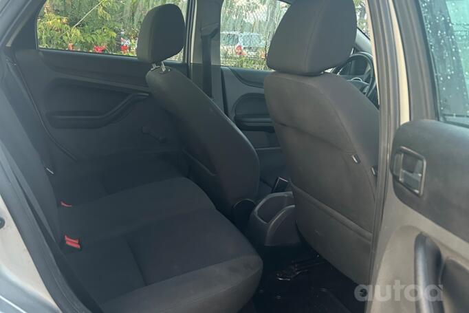Ford Focus 2 generation Hatchback 5-doors