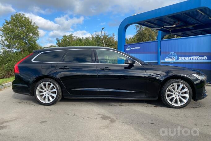Volvo V90 2 generation Cross Country wagon