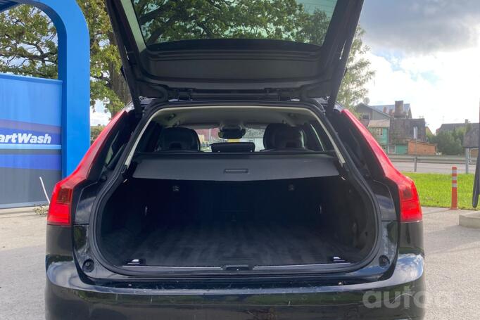 Volvo V90 2 generation Cross Country wagon