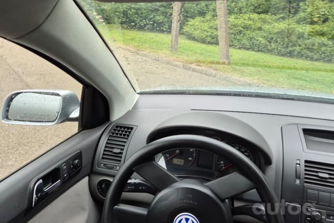Volkswagen Polo 4 generation Hatchback 5-doors