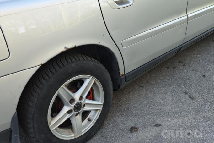 Volvo V70 2 generation [restyling] R wagon 5-doors