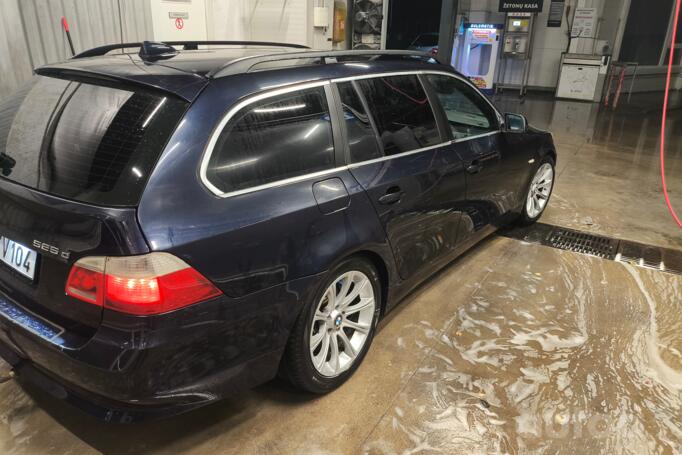 BMW 5 Series E60/E61 Touring wagon