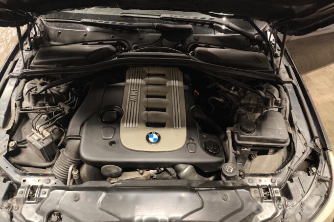 BMW 5 Series E60/E61 Touring wagon