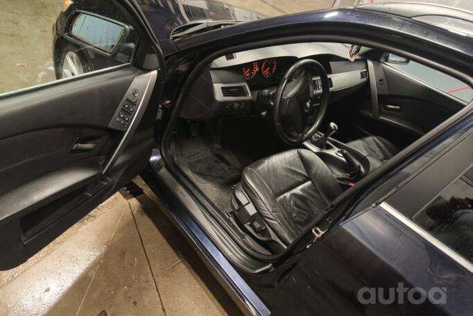 BMW 5 Series E60/E61 Touring wagon