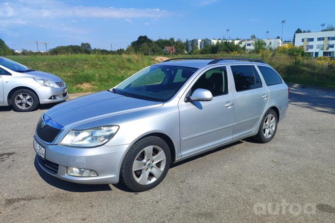Skoda Octavia 2 generation [restyling] Combi wagon 5-doors