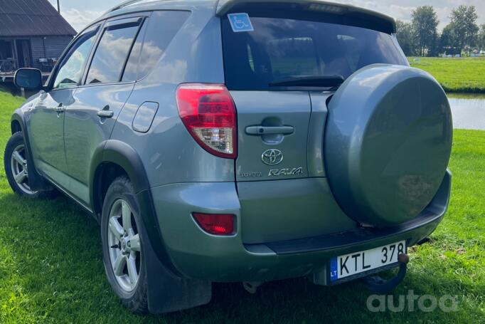 Toyota RAV4 3 generation Crossover