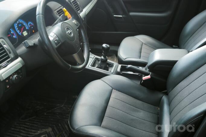 Opel Vectra C [restyling] wagon 5-doors