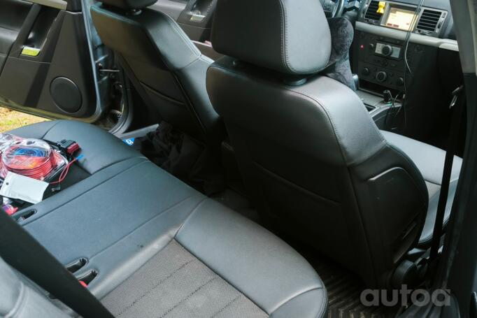 Opel Vectra C [restyling] wagon 5-doors