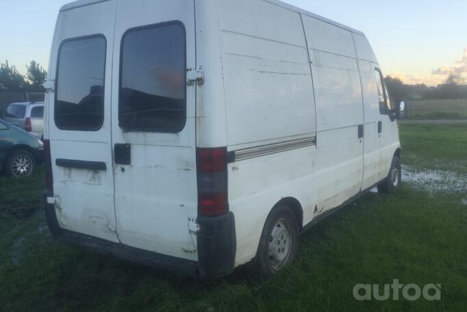 Peugeot Boxer 1 generation