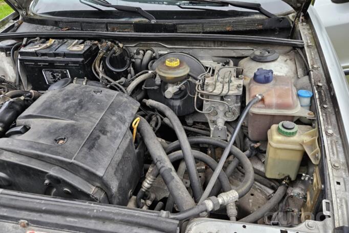 Audi 80 5 generation (B4)