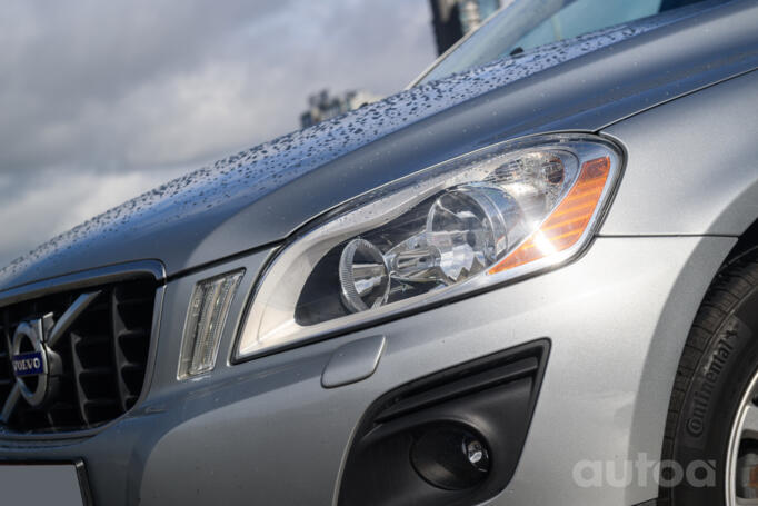 Volvo XC60 1 generation Crossover