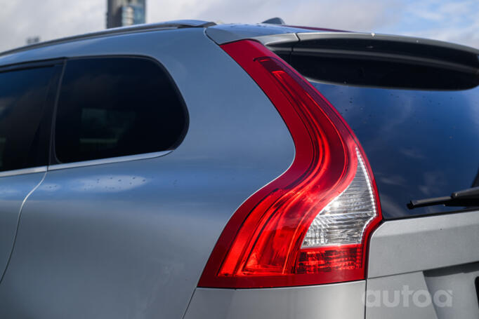 Volvo XC60 1 generation Crossover