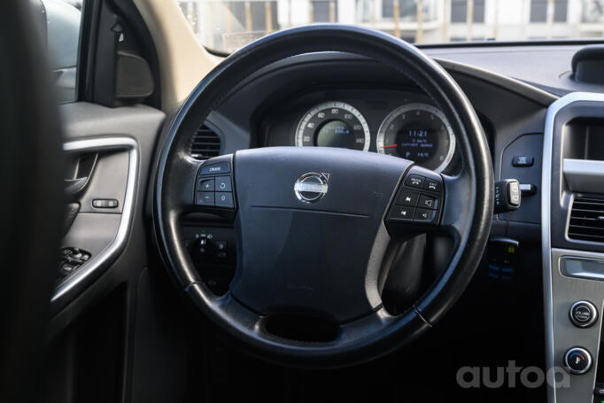 Volvo XC60 1 generation Crossover