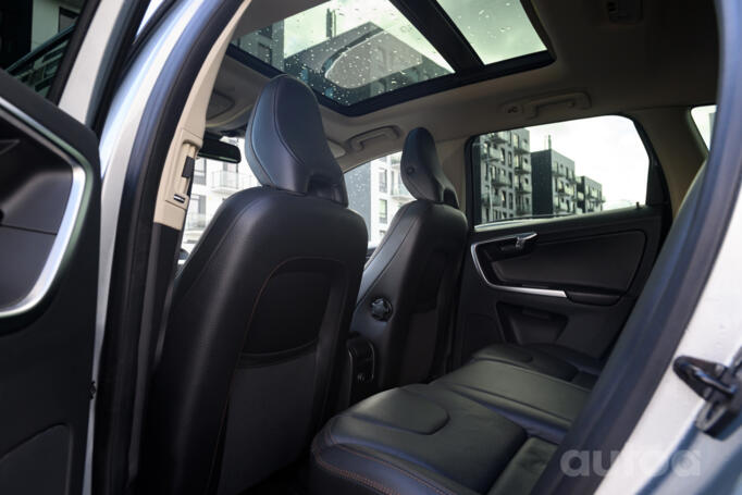 Volvo XC60 1 generation Crossover